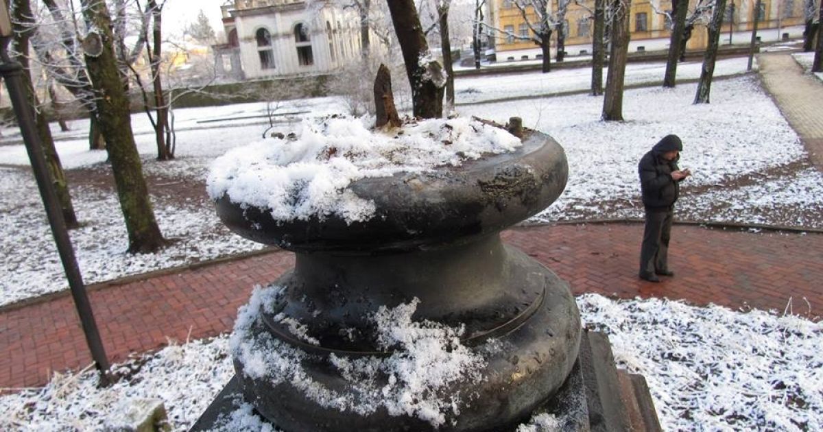У Чернігові вночі вкрали ще одне бронзове погруддя російського класика