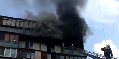 В Киеве дотла сгорела квартира: двое погибли от ожогов