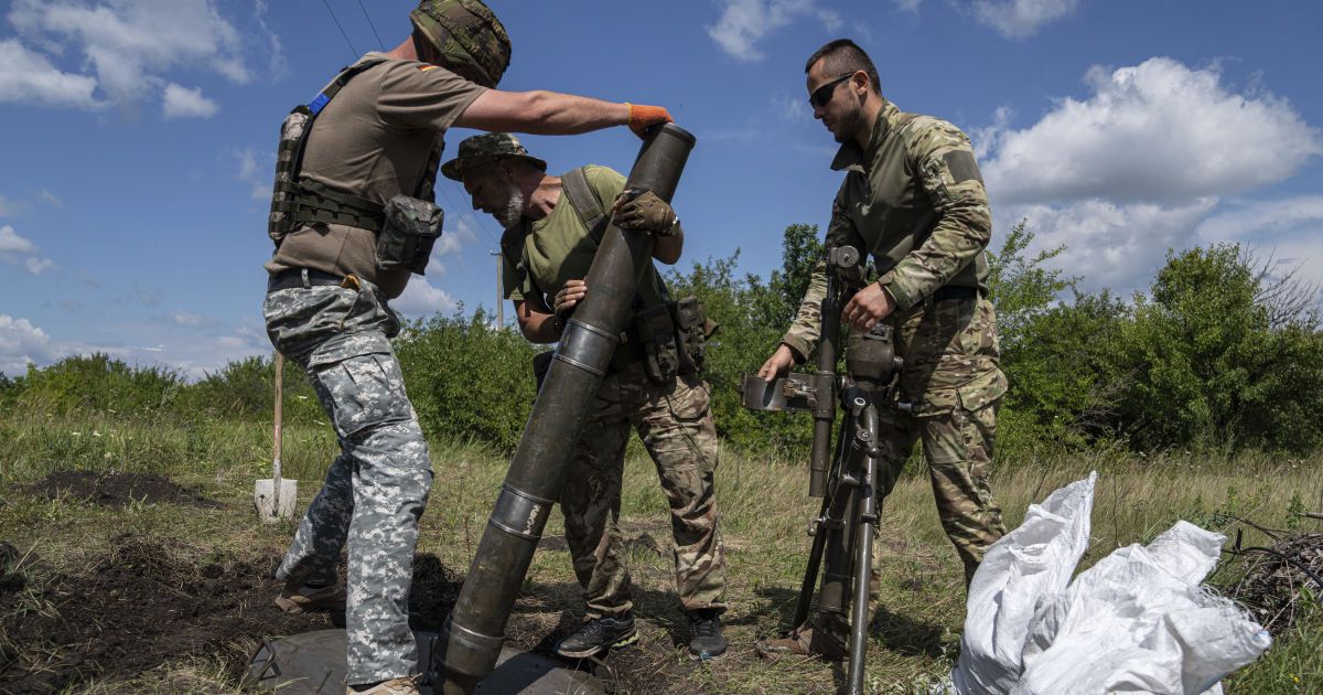 Тривають бої зі штурмовою групою: в Генштабі розповіли, що відбувається на Бахмутському напрямку