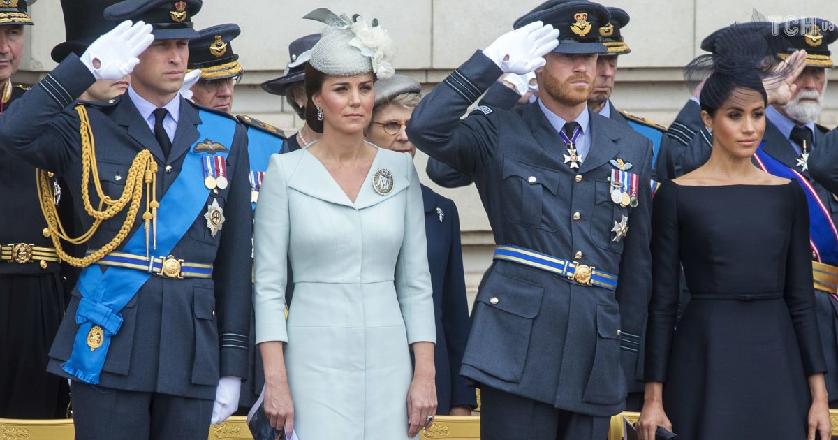 Меган і Гаррі з Кейт та Вільямом