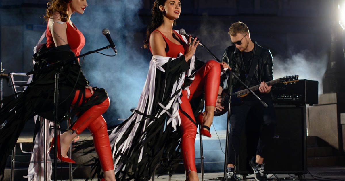 "НЕАНГЕЛЫ" сняли новый клип