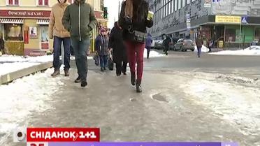 Как избежать травм во время гололеда