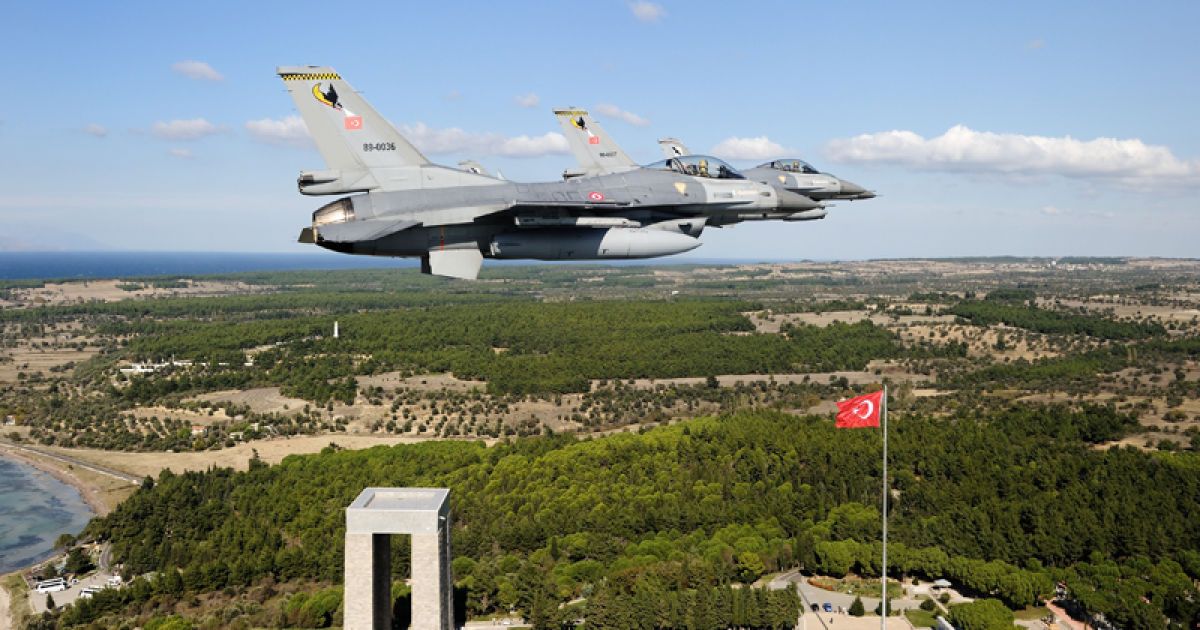 Турецкие военные уничтожили неизвестный беспилотник