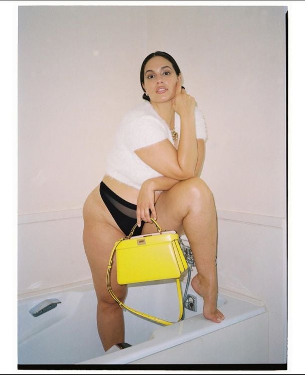  / © instagram.com/ashleygraham