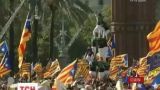 Сотни тысяч каталонцев требовали отделения от Испании на улицах Барселоны
