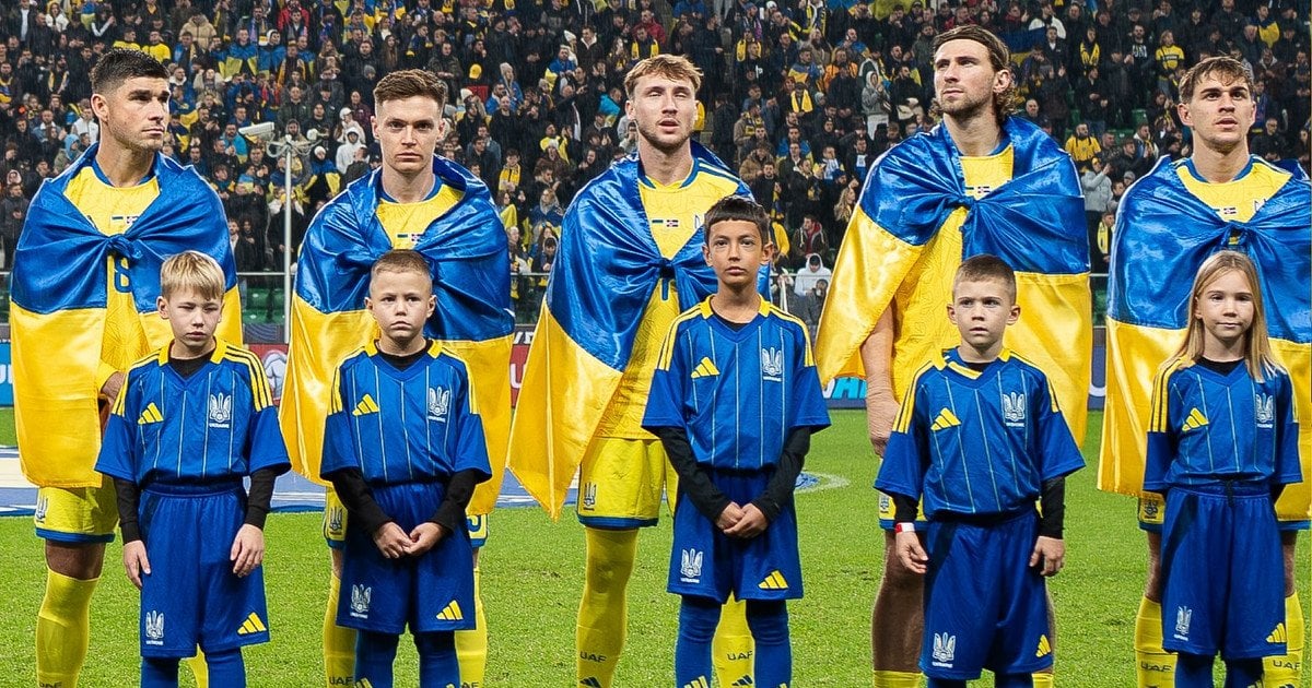 Збірна України з футболу