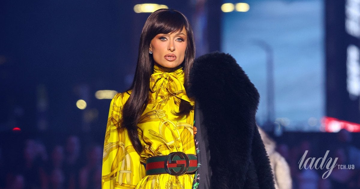 Періс Гілтон на показі Gucci