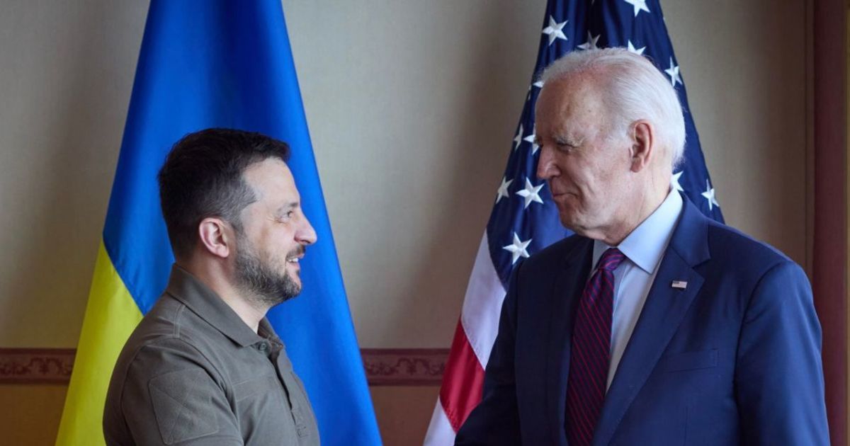 Президент США Джо Байден и президент Украины Владимир Зеленский