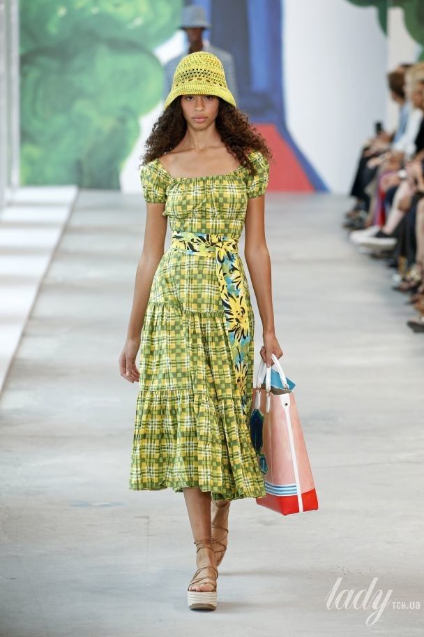 Колекція Michael Kors прет-а-порте сезону весна-літо 2019 / © East News