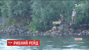 ТСН провела із рибоохоронним патрулем нічний рейд на Київщині