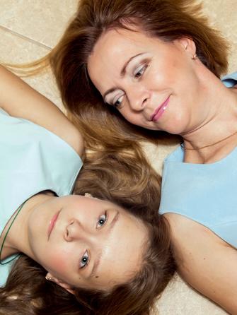 Мем-культура: як підлітки перетворюють хаос на спільноти