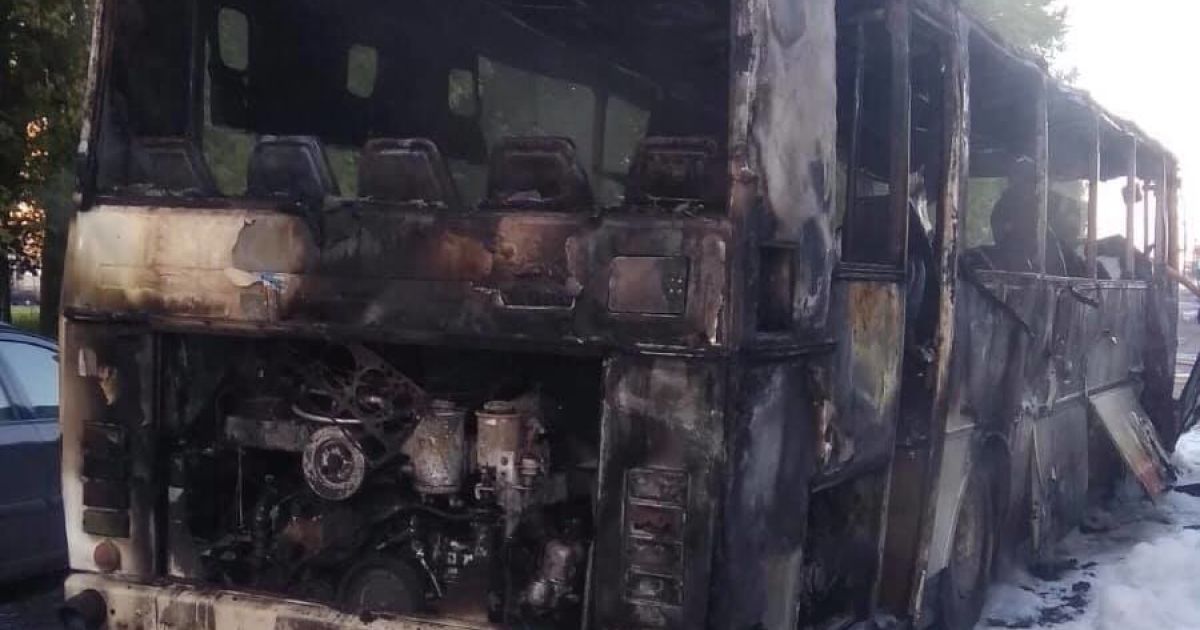 Автобус згорів в Червонограді_3 / © Управление ГСЧС во Львовской области