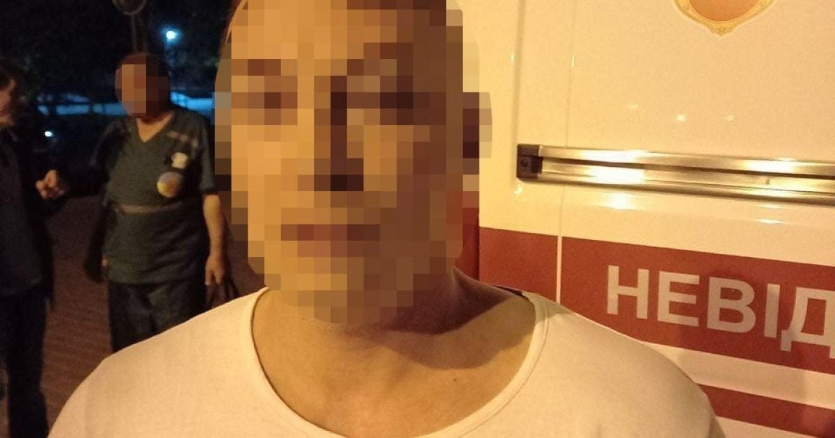 В Одесі чоловіки звернулися за меддопомогою та побили фельдшера