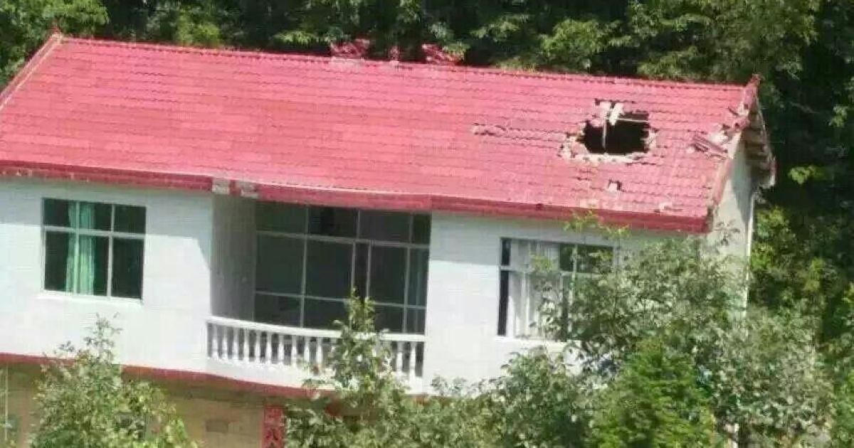 От падения двигателя никто не пострадал / © news.qq.com