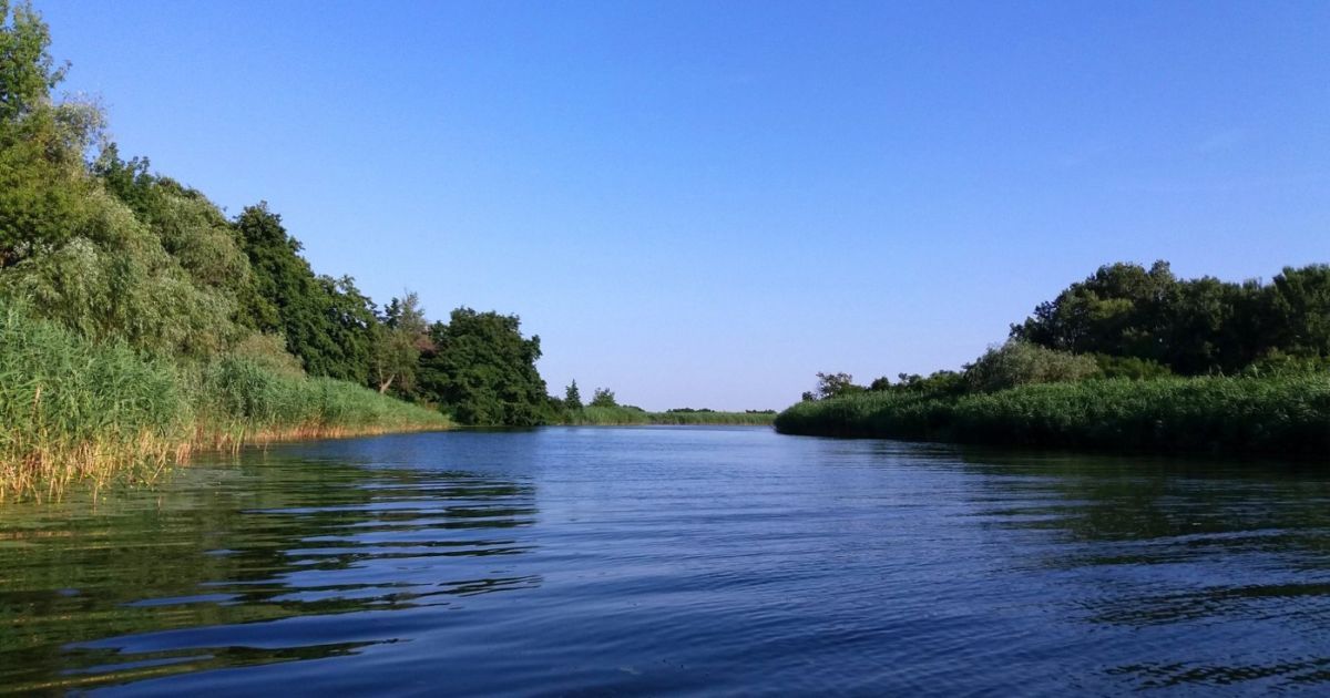 Крынки херсонская. Река в Херсонской области. Водоемы Херсонской области. Крынка Херсонская обл. Херсонская область туризм.