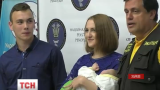 Харьковчанин Александр Лесной претендует на звание самого молодого отца в Украине
