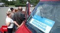 На садовому візку під гул FPV! “Білі янголи” пішки витягали останню незрячу жительку Богодарівки