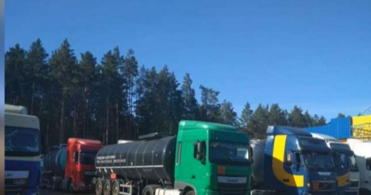 Черги на кордоні з Білоруссю зменшуються: запрацював пункт пропуску "Нові Яриловичі"