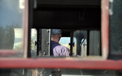 Ударило током, когда менял лампочку: в Кривом Роге на производстве трагически погиб мужчина