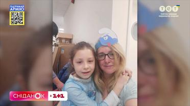 Як українських матусь-біженців разом із їхніми дітками зустріли в Польщі