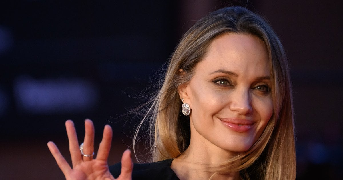 Анджеліна Джолі в Україні