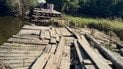 Міст з’єднував два береги