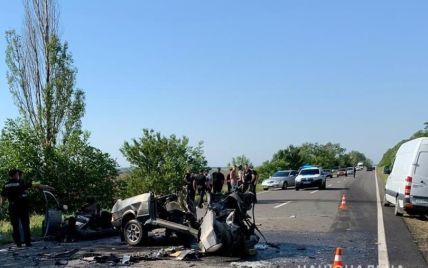 ДТП з шістьма жертвами в Одеській області: стало відомо, хто загинув