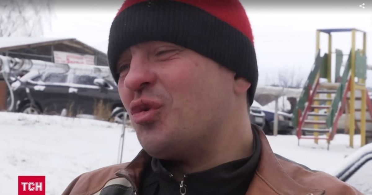 Пикапер года: под Харьковом нетрезвый мужчина пытался "склеить" журналистку, а затем с кулаками напал на ее коллег (видео)