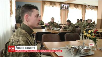 В Украине армию переводят на новую систему питания по натовским стандартам