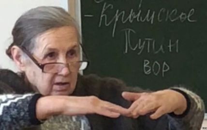 У Росії вирішили не звільняти вчительку, через яку учні влаштували флешмоб "Путін - злодій"