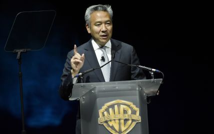Глава Warner Bros ушел с поста после сексуального скандала