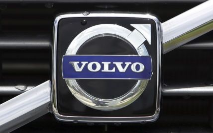 Volvo хочет ускорить переход на электромобили: как компания планирует достичь этого