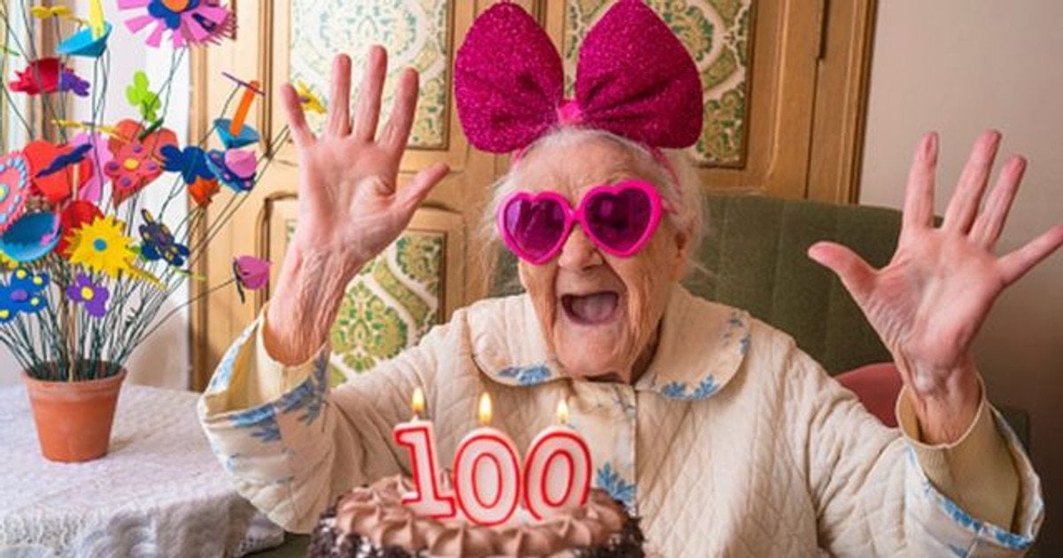 Довгожителька