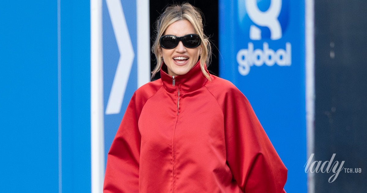 Ешлі Робертс