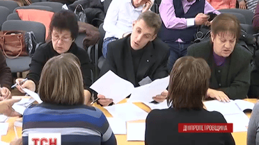 Сьогодні Центрвиборчком має оголосити результати виборів за крісла міських голів