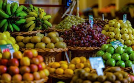 Дешевле, чем в Польше: за год фрукты в украинских магазинах подешевели на 6%