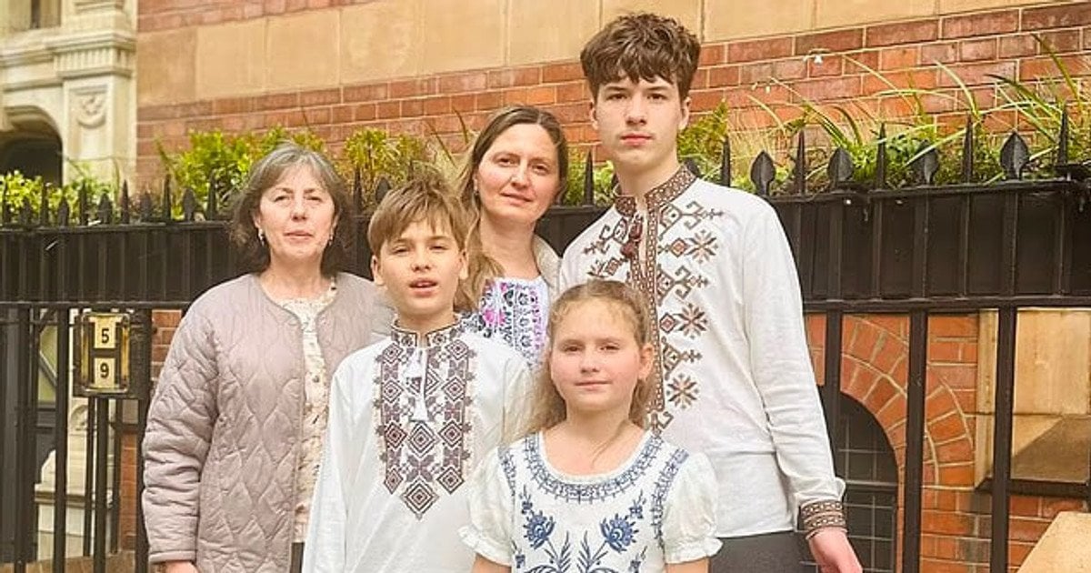41-річна Оксана Гусєва з родиною