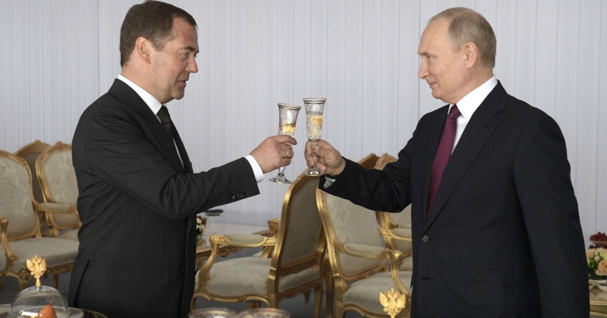 Дмитрий Медведев и Владимир Путин
