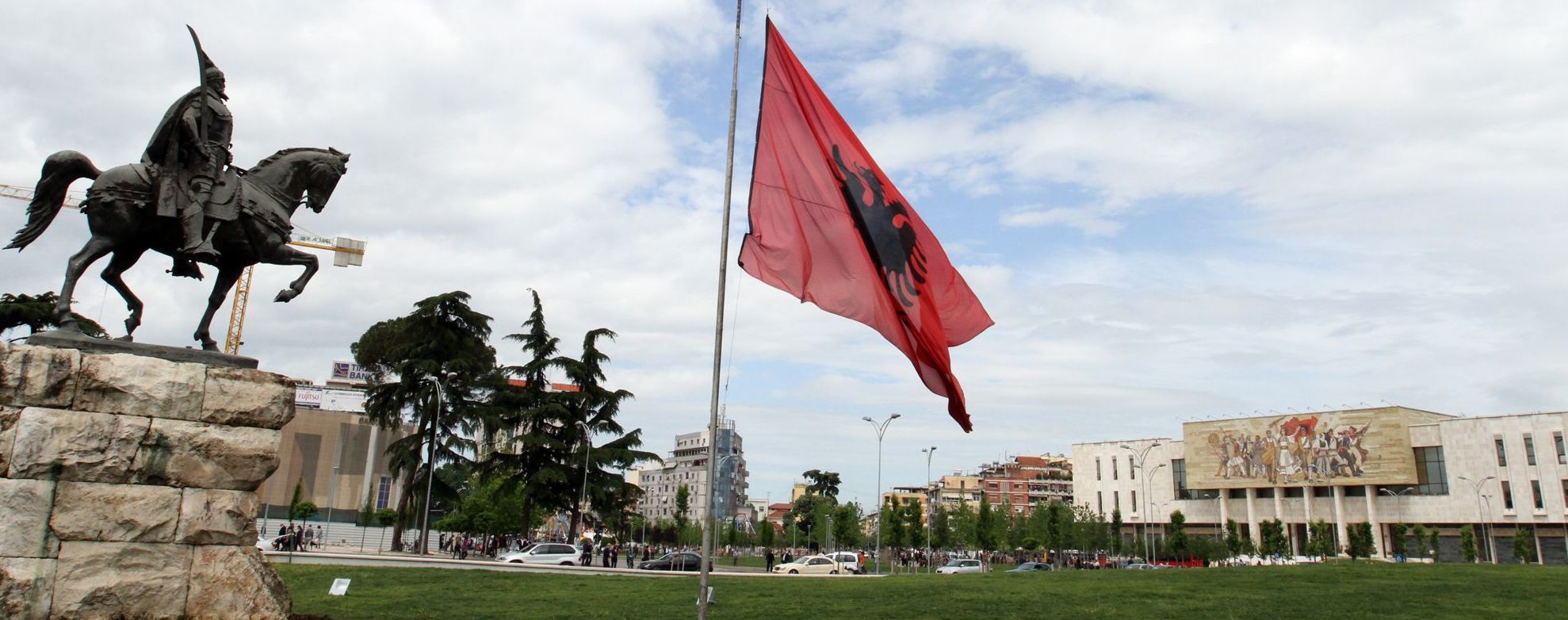 Албания отменяет все ограничения для иностранных туристов