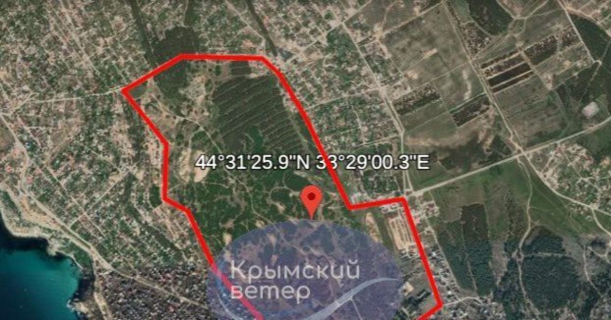 Дрони атакували у Криму військову частину
