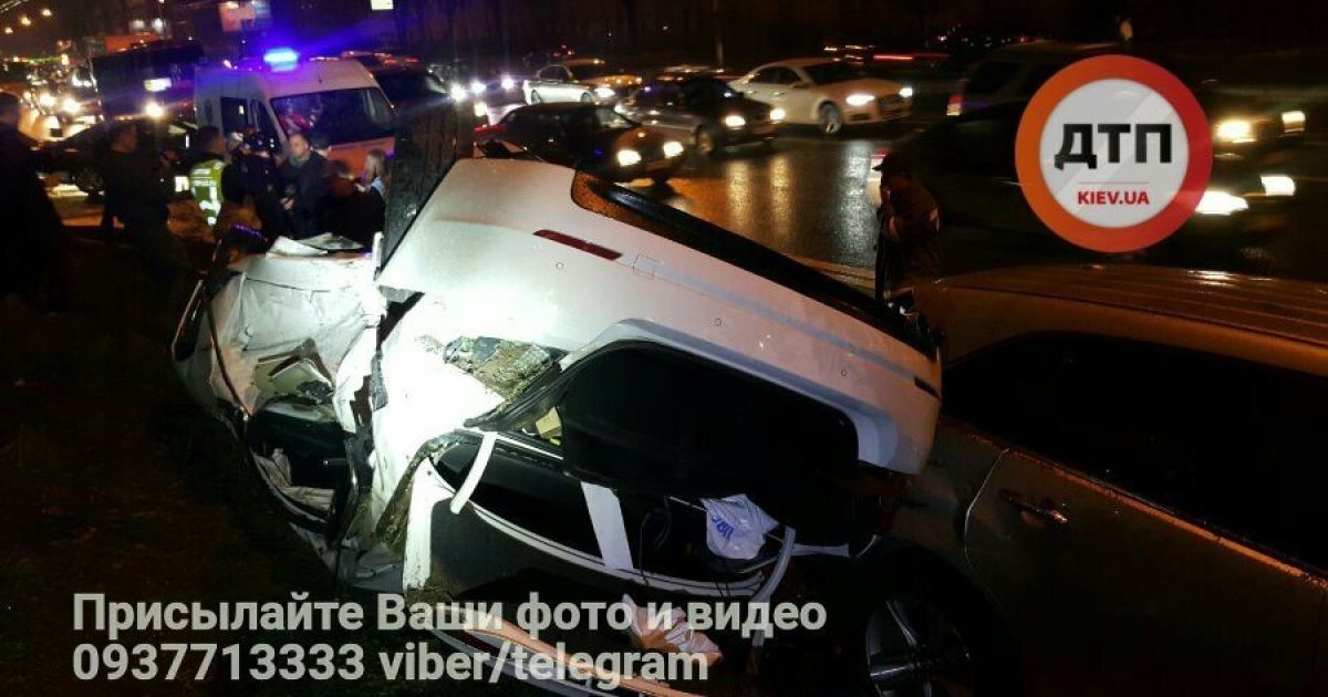 Криваве ДТП в Києві на Перемоги_7 / © Facebook/Влад Антонов
