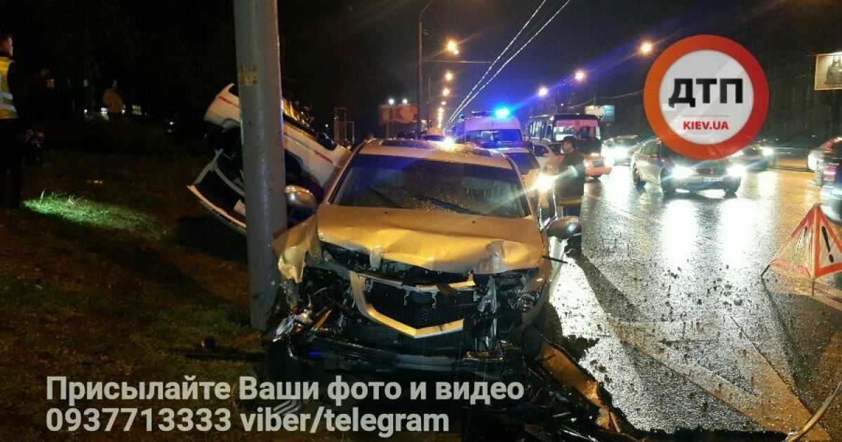Криваве ДТП в Києві на Перемоги_16 / © Facebook/Влад Антонов