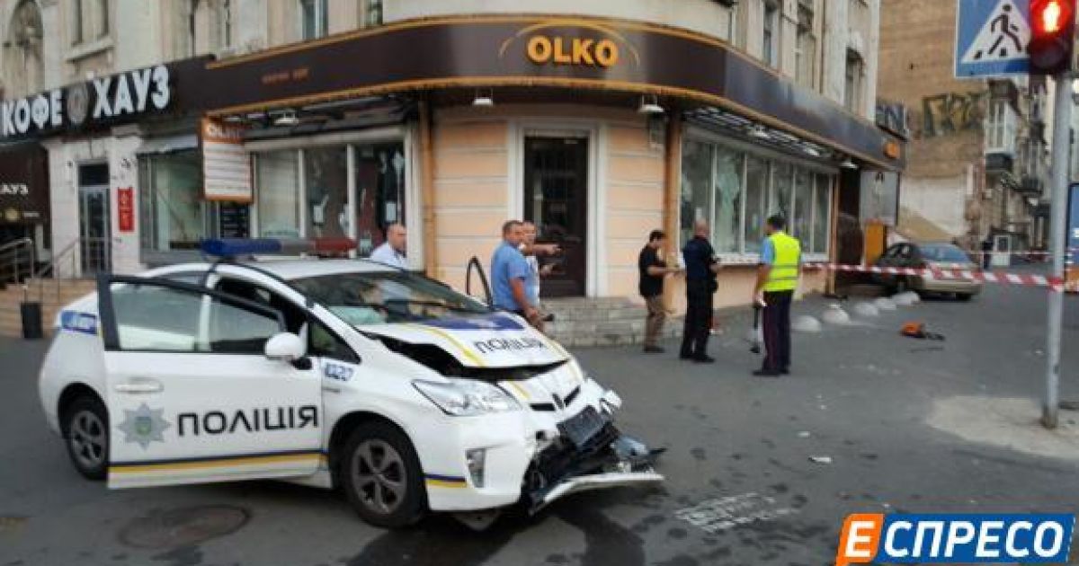 ДТП за участю поліції і таксі у Києві_3 / © Еспресо.TV