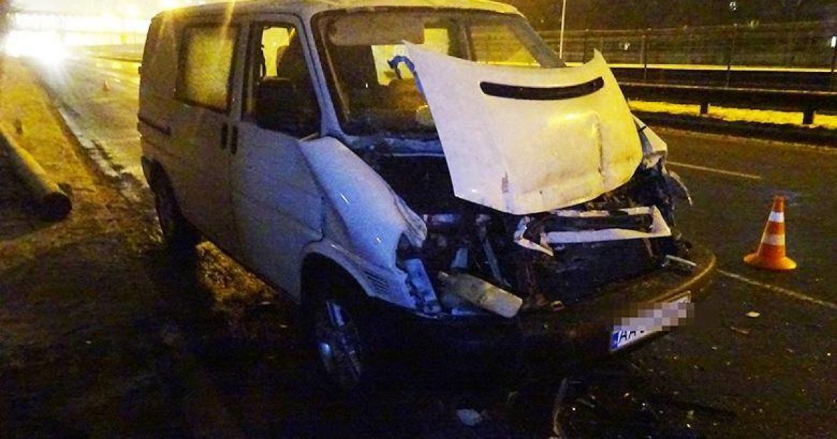 У Києві охоронець викрав автівку на підприємстві, де працюва, і скоїв на ній ДТП / © Полиция Киева / Facebook