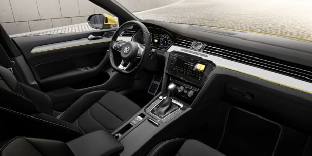 Купеобразный седан Volkswagen Arteon