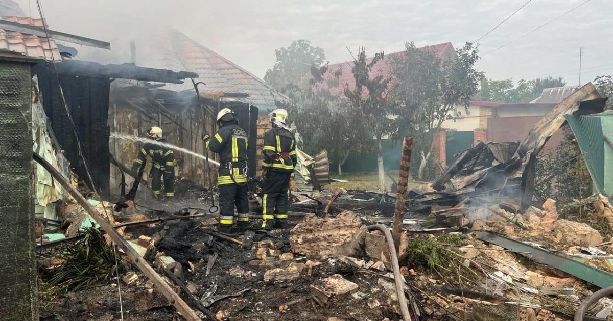 Последствия ракетной атаки в Киевской области