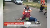 Велосипедист сбил 69-летнюю киевлянку и оставил ее истекать кровью