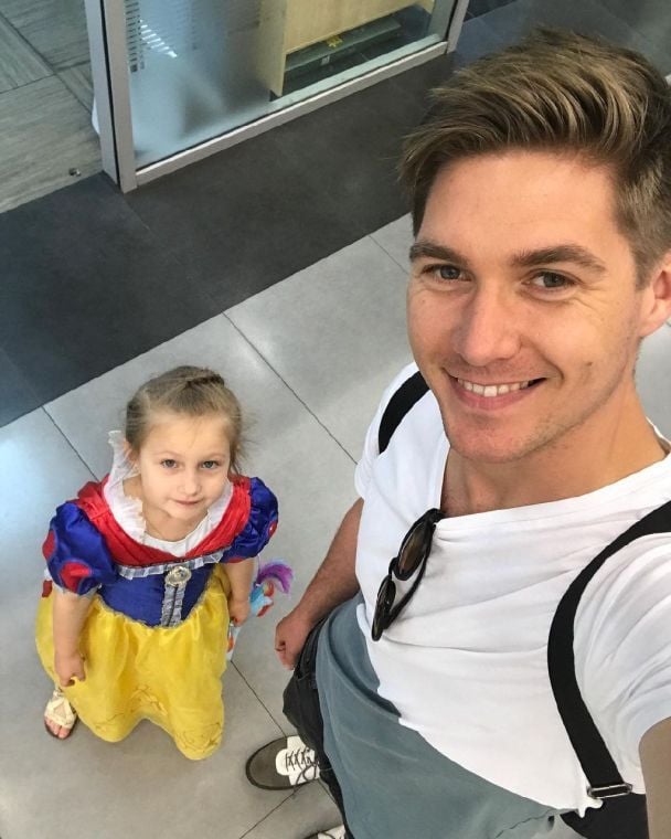 Володимир Остапчук з донькою / © instagram.com/vova_ostapchuk