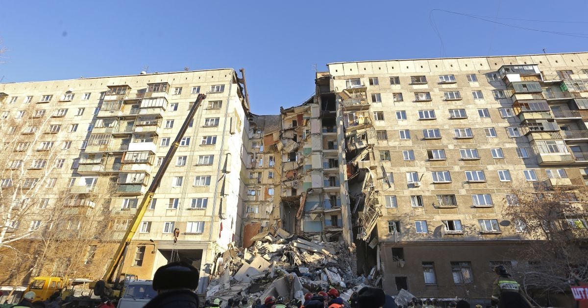 Не верят “Исламскому государству”: в России расследуют обвал в Магнитогорске, как взрыв газа