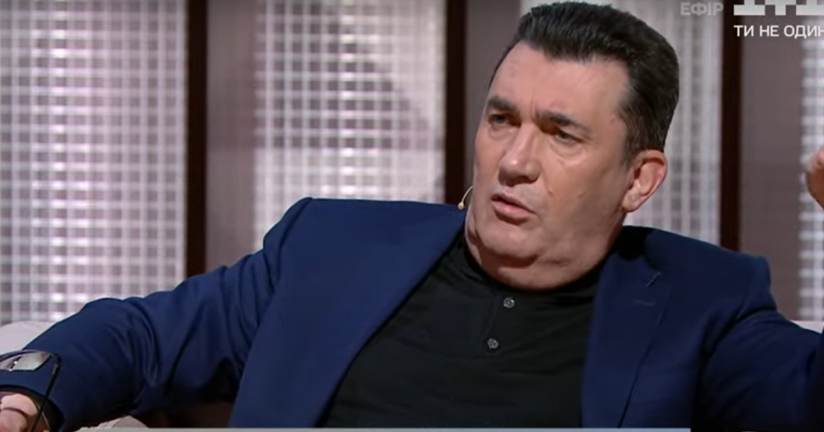 "Кого ты пугаешь": секретарь СНБО Данилов и экс-генпрокурор Луценко устроили перепалку в прямом эфире